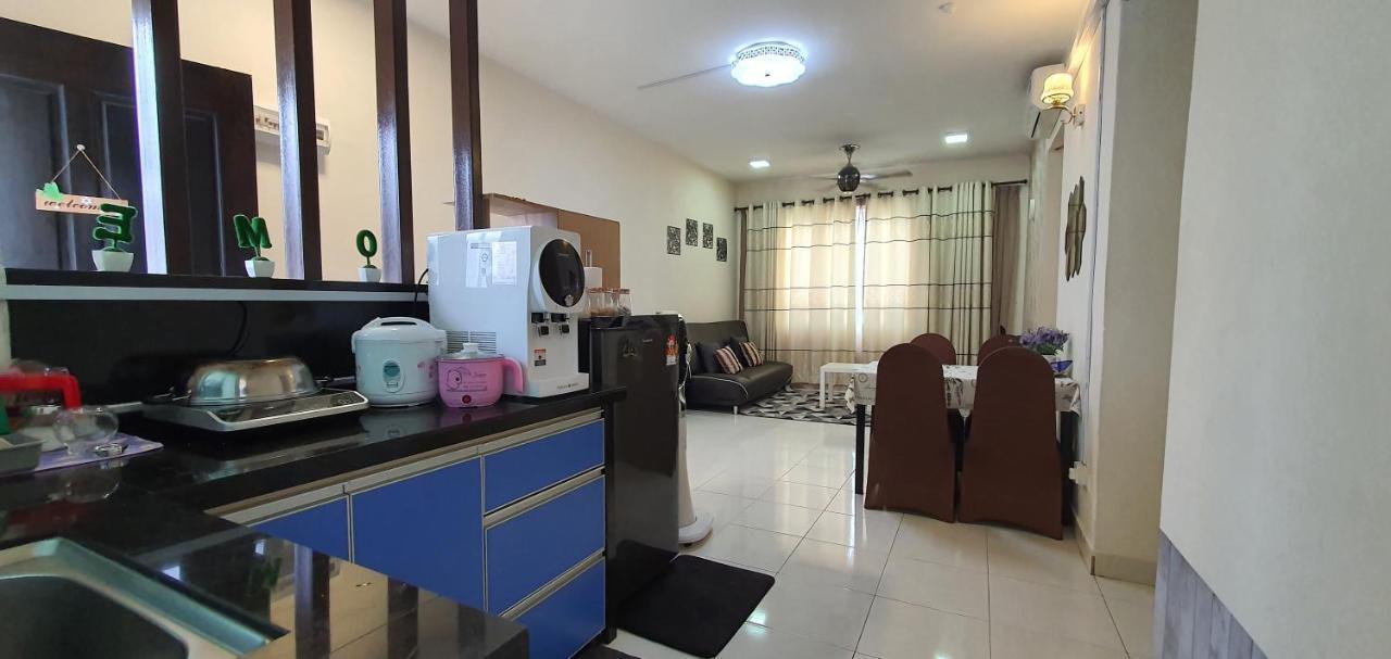 Leezahomestay Bayan Lepas Eksteriør bilde