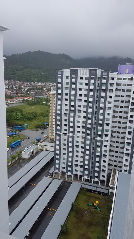 Leezahomestay Bayan Lepas Eksteriør bilde