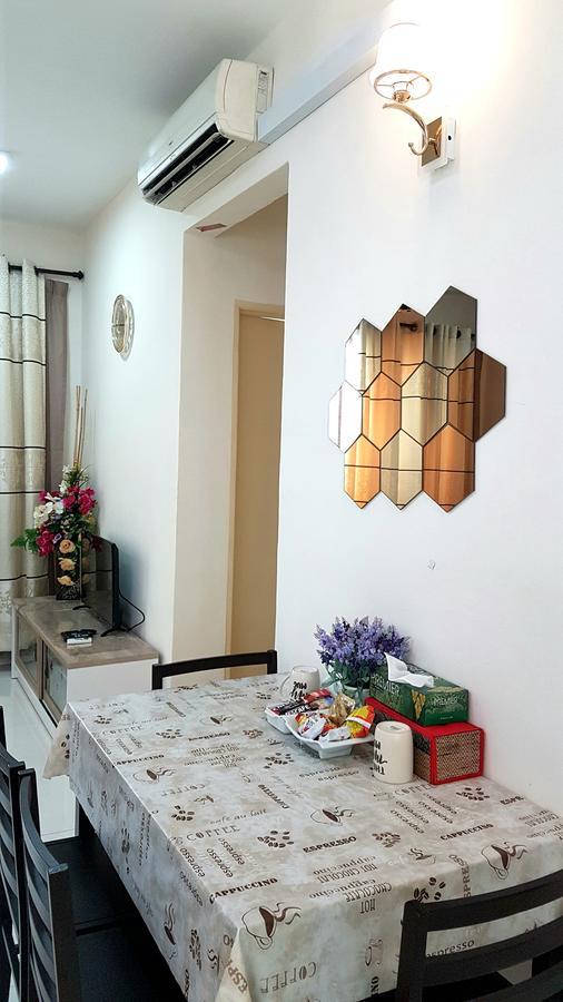 Leezahomestay Bayan Lepas Eksteriør bilde